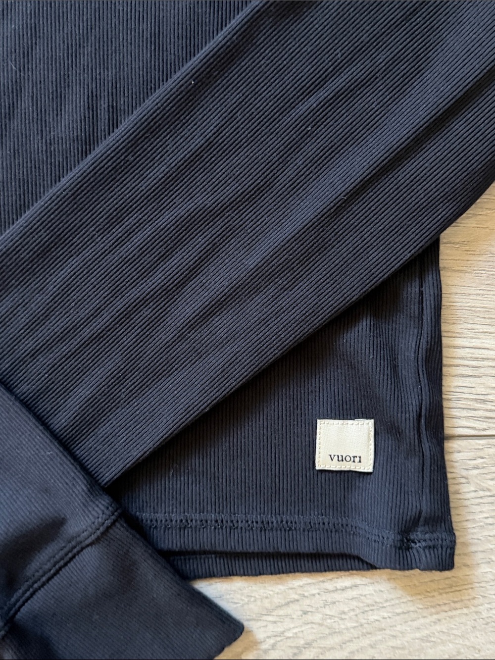 Vuori Black Long Sleeve Tee - Picture 3 of 4